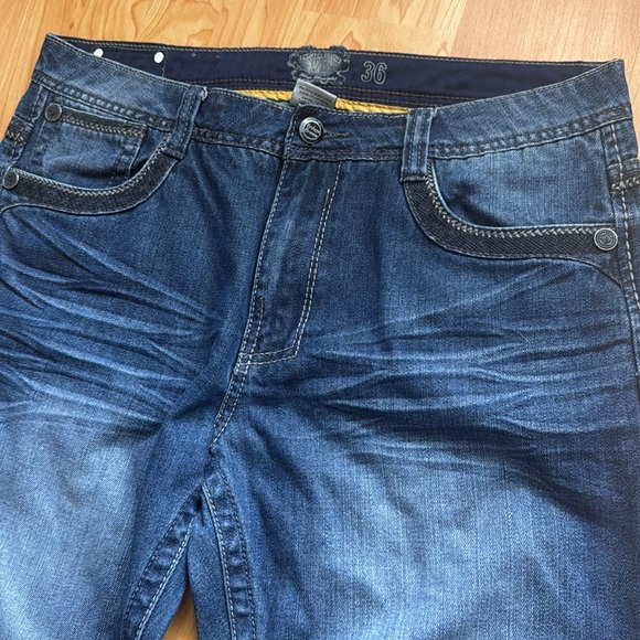 Vintage Brass Jeans size 36x30. Dark wash. Preowned. - Picture 5 of 12